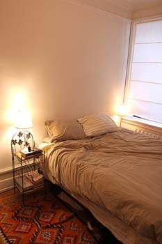 queen bed